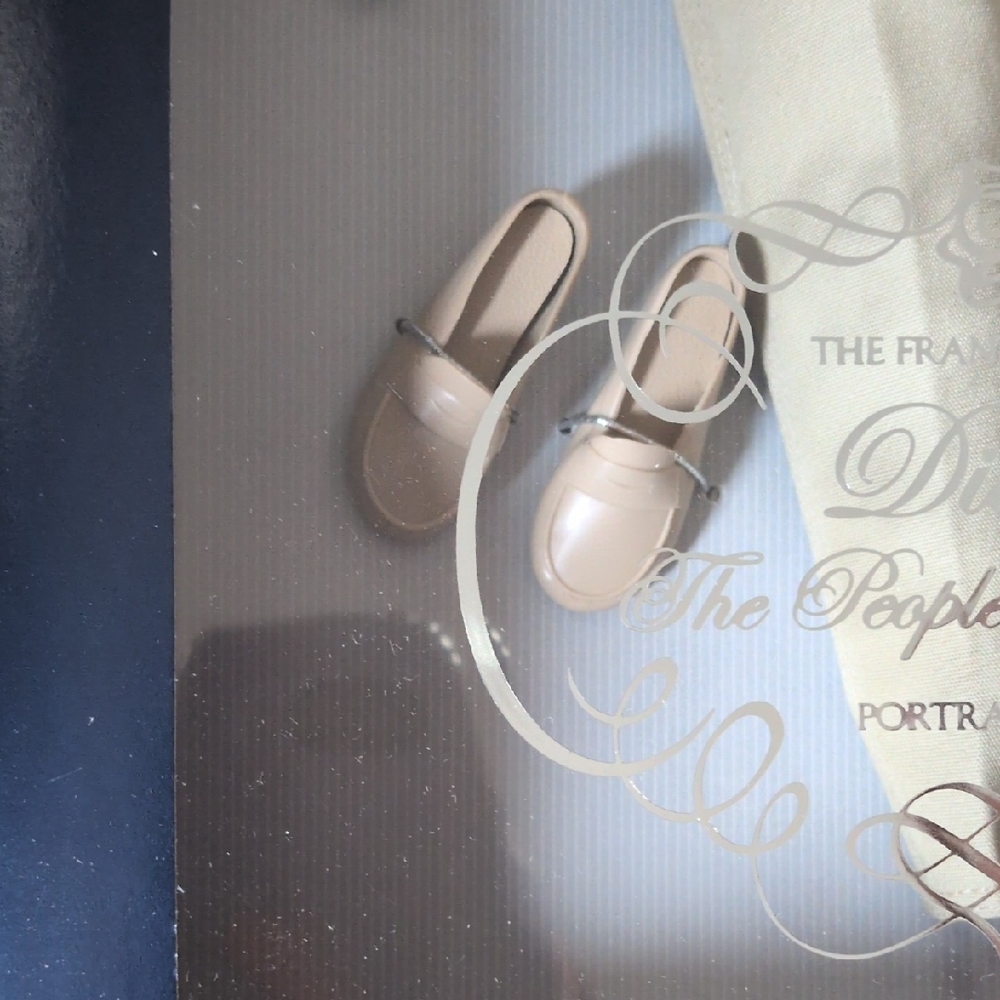 Franklin Mint Princess Diana Ensemble with Blue and Tan-Casual - Picture 3 of 5